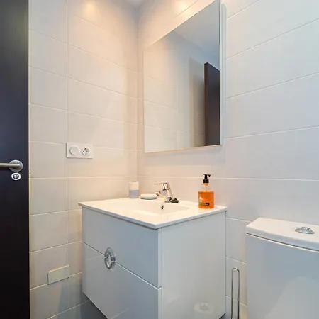 Mariphils Apartment *